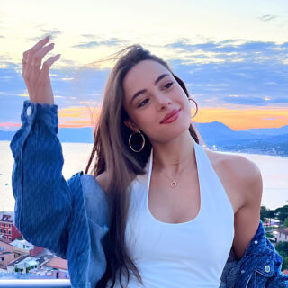 مجموعة Bulgari Polychroma 2025: تألق جديد في عالم المجوهرات الراقية