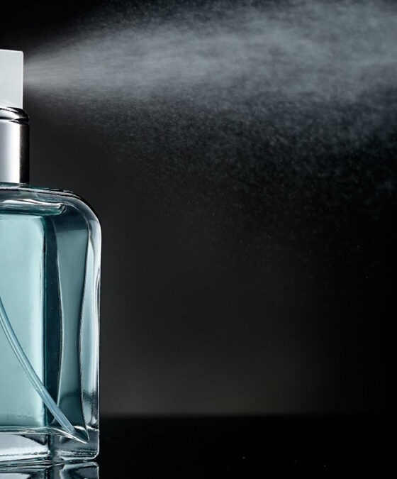 عطور رجالية لهذا الصيف: اختر ما يعكس أسلوبك بكل رشة