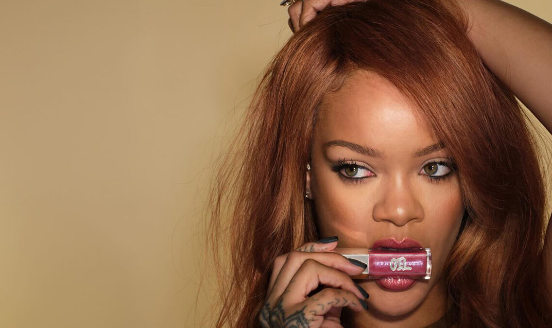 Jam Lips: موضة أحمر الشفاه بلون التوت تسيطر على صيف 2025