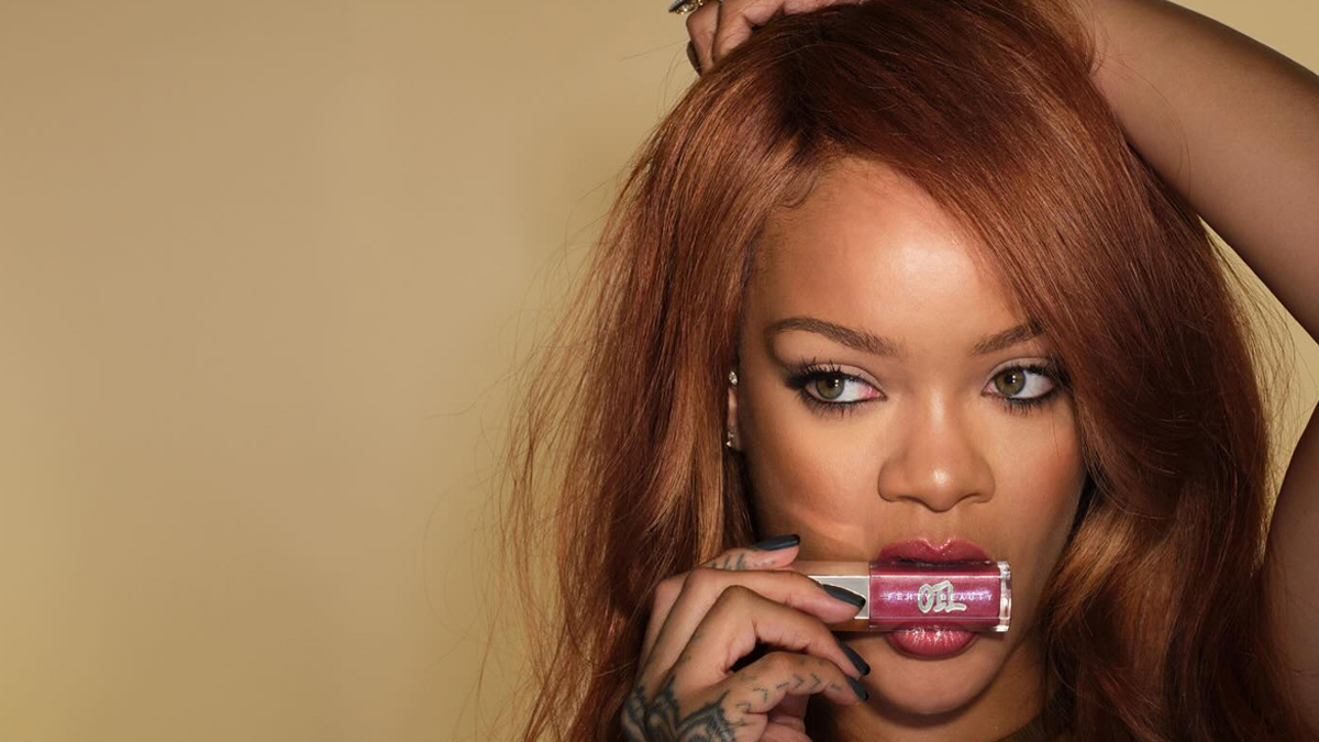 Jam Lips: موضة أحمر الشفاه بلون التوت تسيطر على صيف 2025