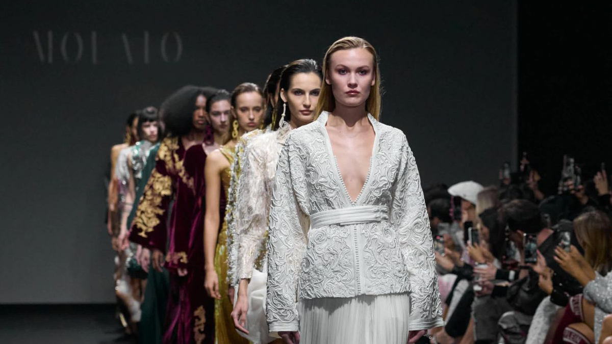 أسبوع الموضة في دبي ينطلق في سبتمبر لموسم ربيع وصيف 2026