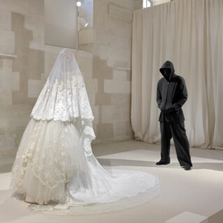 أسبوع الموضة في ميلانو يشهد صيفًا صاخبًا بالطبعات والنقوش