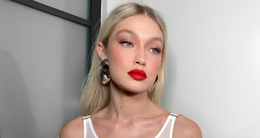 من كليوباترا إلى Rihanna… كلهنّ اخترن الـRed Lipstick
