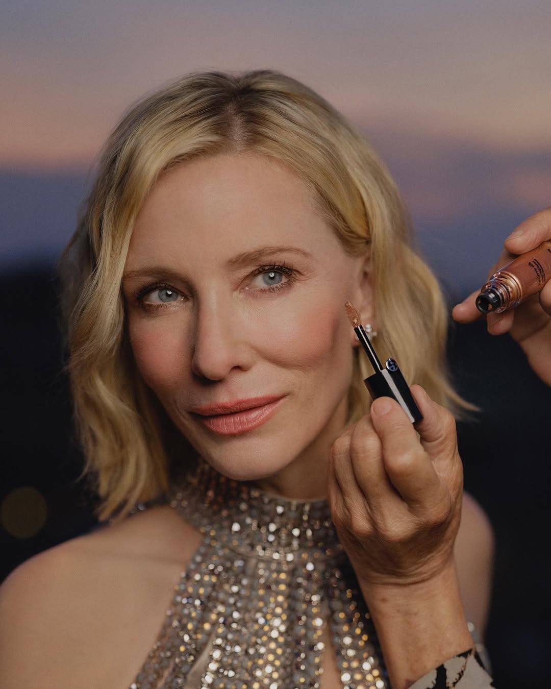 Armani Beauty تطلق نادي السينما في مهرجان فينيسيا 2025 – فعاليات وجمال على السجادة الحمراء