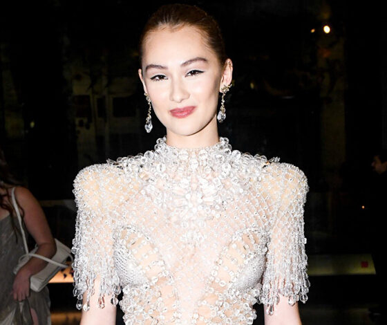 إطلالات Belly  في الشاشة وLola Tung خارجها