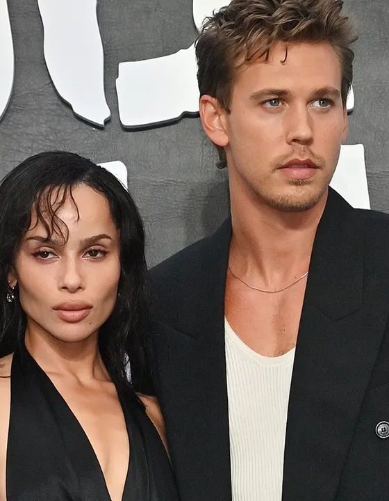 إطلالات متناسقة لافتة لـ Zoë Kravitz و Austin Butler في العرض الأول بلندن