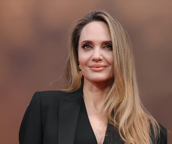 نظرة أولى من كواليس فيلم Couture بطولة Angelina Jolie تكشف عن أول خيوط الأناقة التي ينسجها العمل