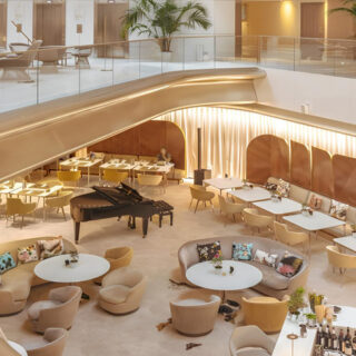 خاتم الخنصر الرجالي… سرّ أناقة نجوم الصف الأول