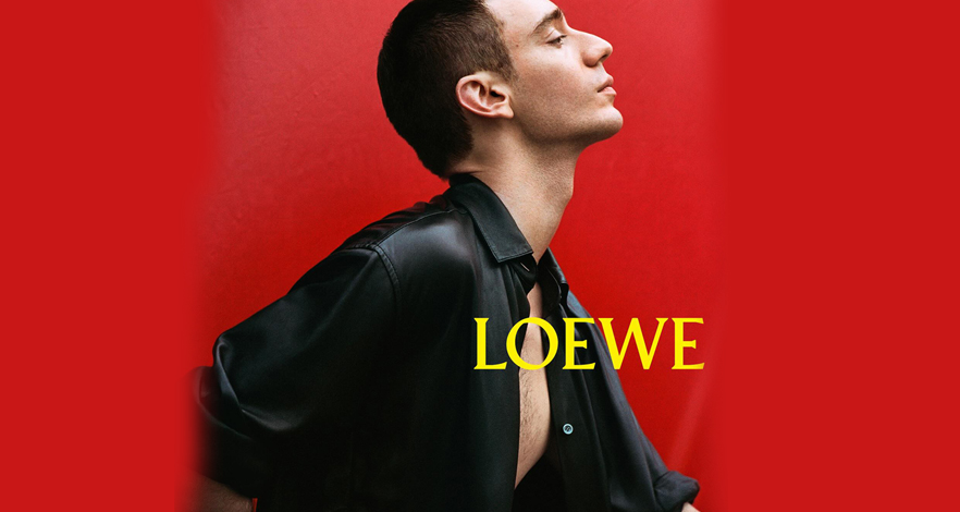 LOEWE تكشف حملتها لأول عرض بقيادة Jack McCollough وLazaro Hernandez