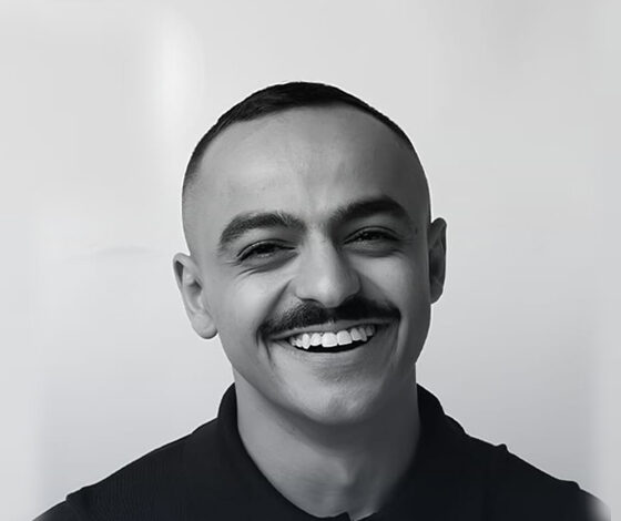 رحلة تركي العسّاف في تصميم الأناقة العفوية والمريحة مع USCITA