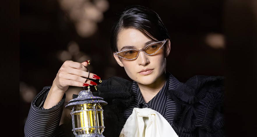 “أتيليه حكايات” تقدّم عرضًا مسرحيًا استثنائيًا بعنوان “A Ticket to the Theater”