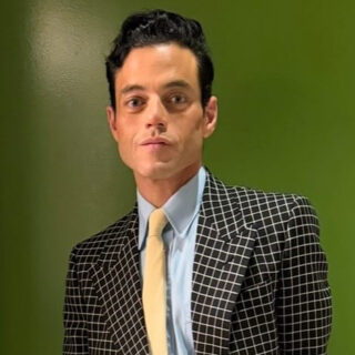 Miley Cyrus تحتفل بإطلاق أحمر شفاه Maybelline الجديد وتعيينها سفيرة عالمية للعلامة