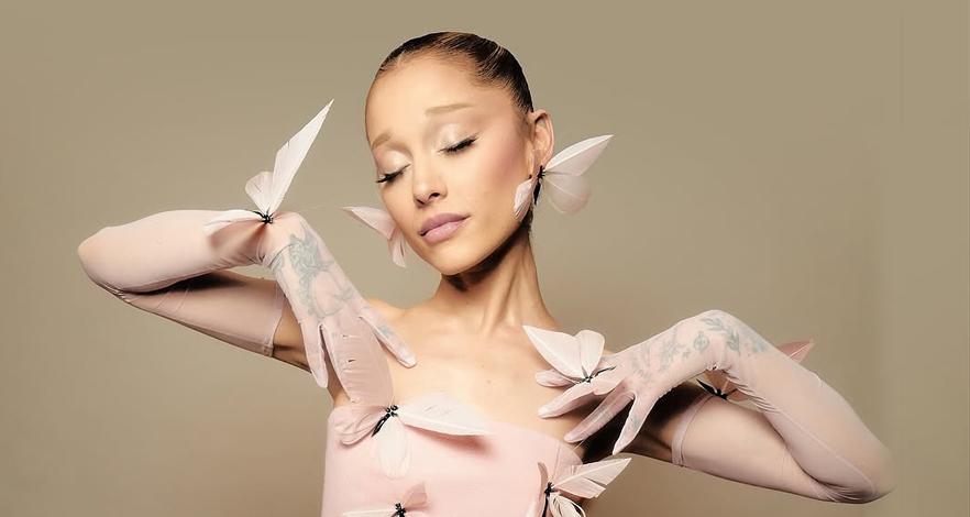 Ariana Grande بثلاث إطلالات متنوّعة بين لوس أنجلوس وباريس