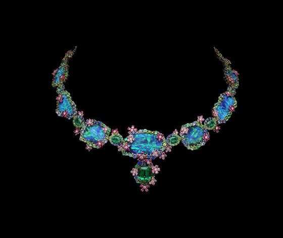 “ديور” تكشف الفصل الثاني من مجموعة “ديوركسكي” للمجوهرات الراقية