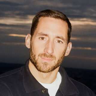 الأناقة تميز العرض الأول لـ Landman الموسم الثاني في نيويورك