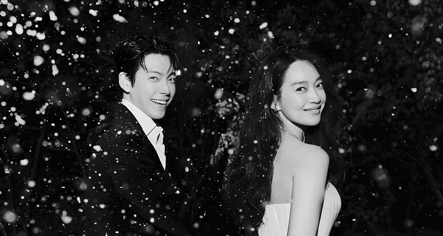 Shin Min-a تختار الفخامة العصرية لفستان زفافها وKim Woo-bin بأناقة كلاسيكية