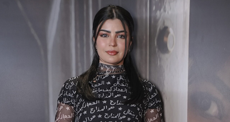 فستان «مجهولة»… ميلا الزهراني تختار إطلالة تحمل فكرة الفيلم