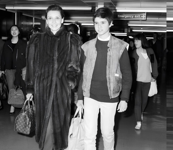 Louis Vuitton تحتفل بمرور 130 عامًا على ابتكار Monogram