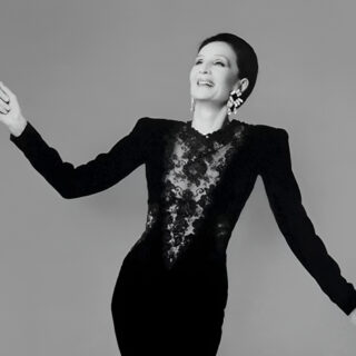 صيحة الفرو تتصدّر إطلالات أشهر النجمات في نهاية العام