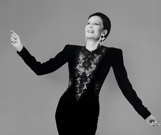 رحيل أيقونة الأناقة Jacqueline de Ribes