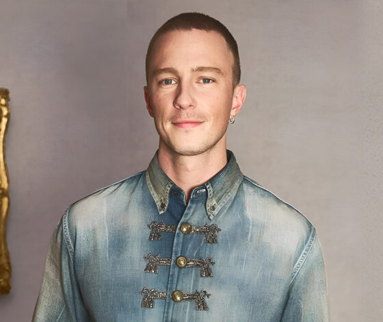 Drew Starkey سفيرًا جديدًا لعلامة Dior