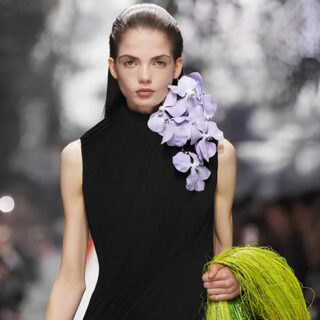 الهوت كوتور يلتقي التاريخ: أشهر مواقع باريس التي احتضنت العروض