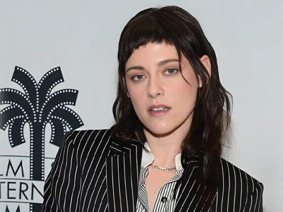 البدلة النسائية في 2026: أناقة متجددة برؤية النجمات