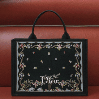 هديل رادين تصنع أناقة معاصرة عبر Depierra