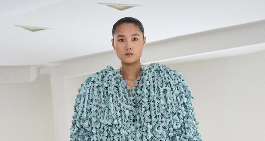 مراحل تطوّر موضة الـ Fringes عبر العصور