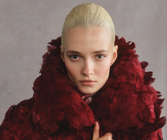 مجموعة Oscar de la Renta لخريف 2026 تحتفي بالزهور