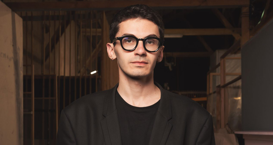 حصريًا: Youssef Zoghieb، الفائز بجائزة Hyères… موهبة متفرّدة