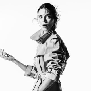 اليوم الثاني من Paris Fashion Week: تباين بين الرومانسية والتمرد