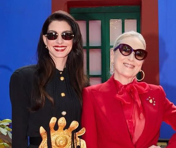 إطلالات جولة The Devil Wears Prada 2