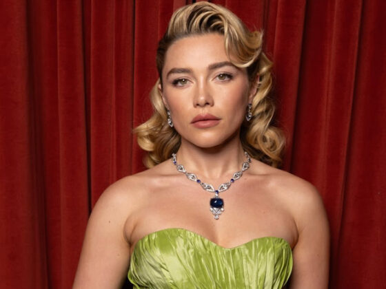 Florence Pugh بإطلالة أرشيفية من إيلي صعب