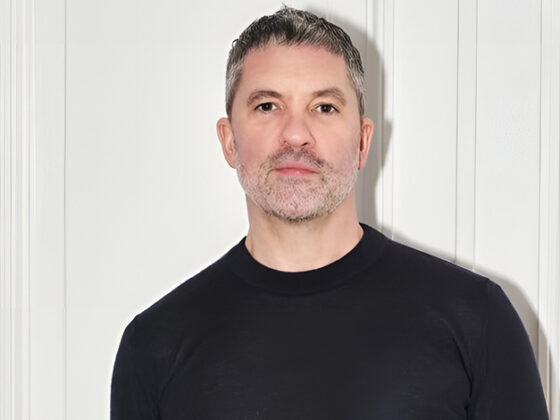 نهاية فصل إبداعي: Mark Thomas يودّع Carven