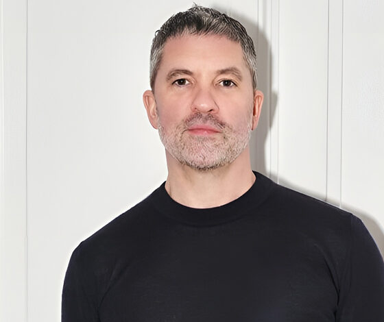 نهاية فصل إبداعي: Mark Thomas يودّع Carven