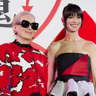 Hailey Bieberوزوجها Justin يطلقان منتجات جديدة من علامة Rhode.