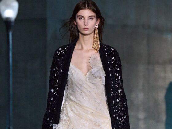 Dior Cruise 2027… أول رؤية سينمائية لـ Jonathan Anderson مع الدار