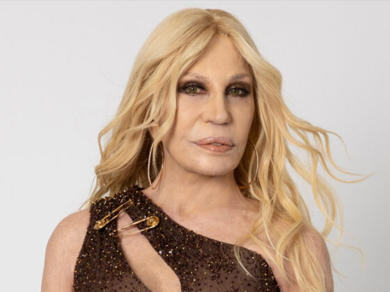 في عيد ميلادها.. Donatella Versace أيقونة لا تغيب