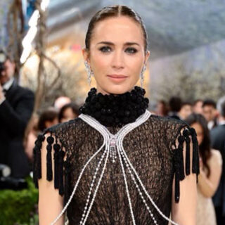 نجمات بإطلالات فنية في  Met Gala 2026