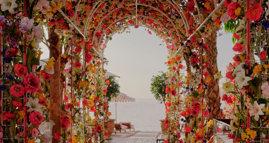 Gucci تعود إلى Monte Carlo للاحتفاء بـ 60 عاماً على نقشة Flora