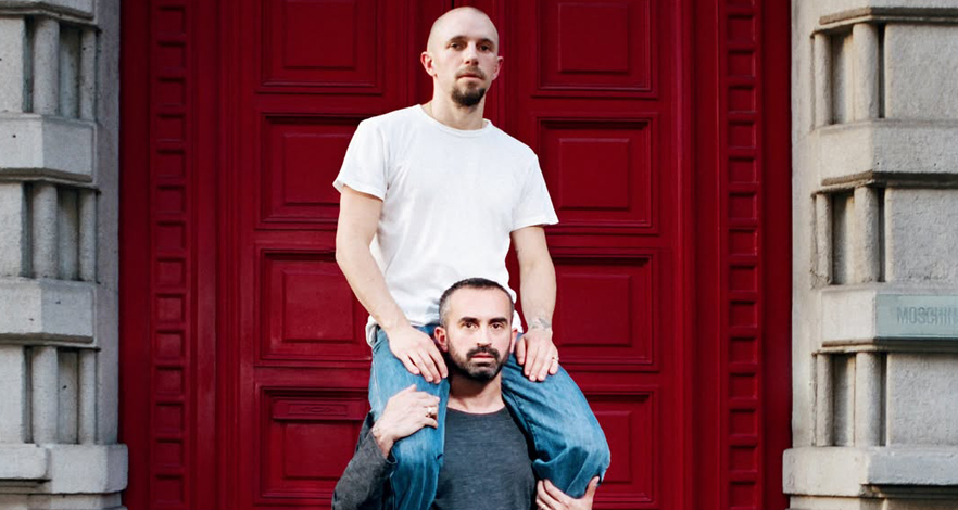 Loris & Simone  مديران إبداعيان لدار موسكينو