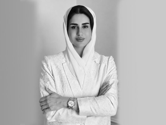 Laila Al awadhi تعيد رسم الاناقة بمنظور عملي و راقي