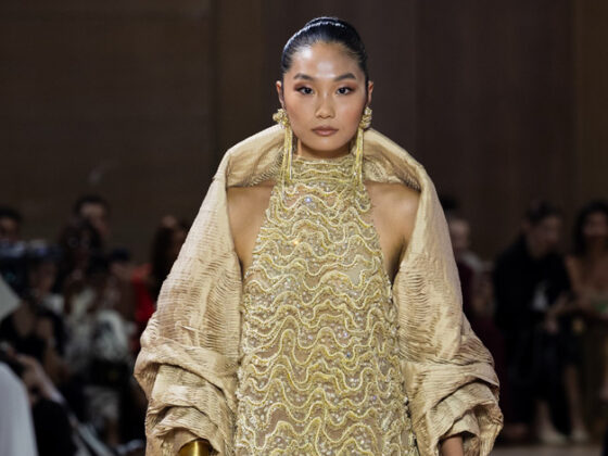 Tony Ward يحول الكثبان إلى هوت كوتور