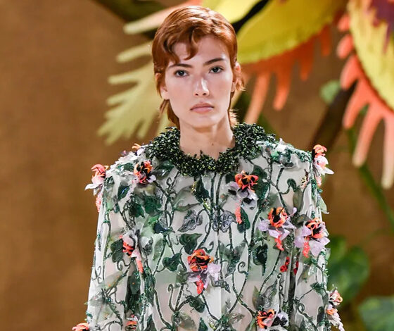 اليوم الثاني من Paris Haute Couture Week.. حكايات تُروى بالأزياء