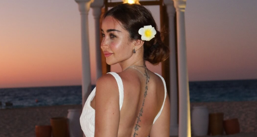 White Looks.. خيار النجمات هذا الصيف