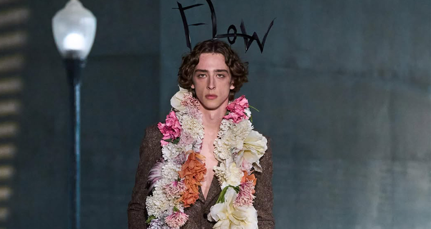 Dior تقدم عرض Cruise 2028 في شنغهاي بقيادة Jonathan Anderson