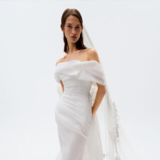 Anthony Vaccarello عقد على عرضه الأول.. والذهبي يلوّح بالختام