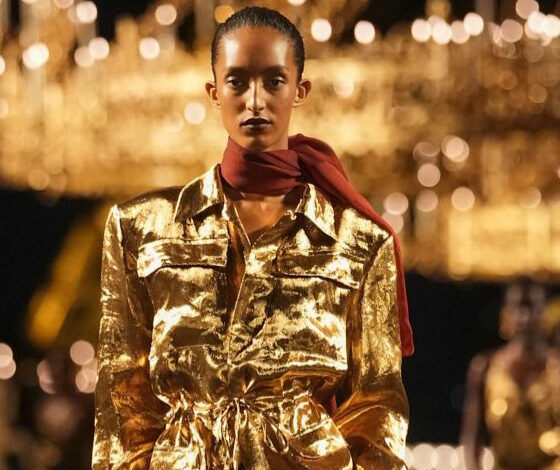 Anthony Vaccarello عقد على عرضه الأول.. والذهبي يلوّح بالختام